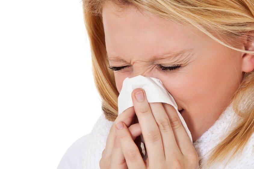 woman-sneezing-hayfever-balance-complementary-medicine